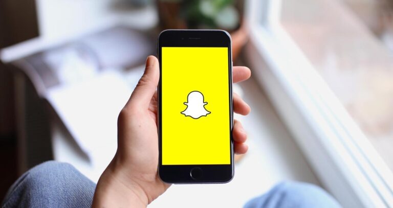 Kako besplatno pratiti Snapchat